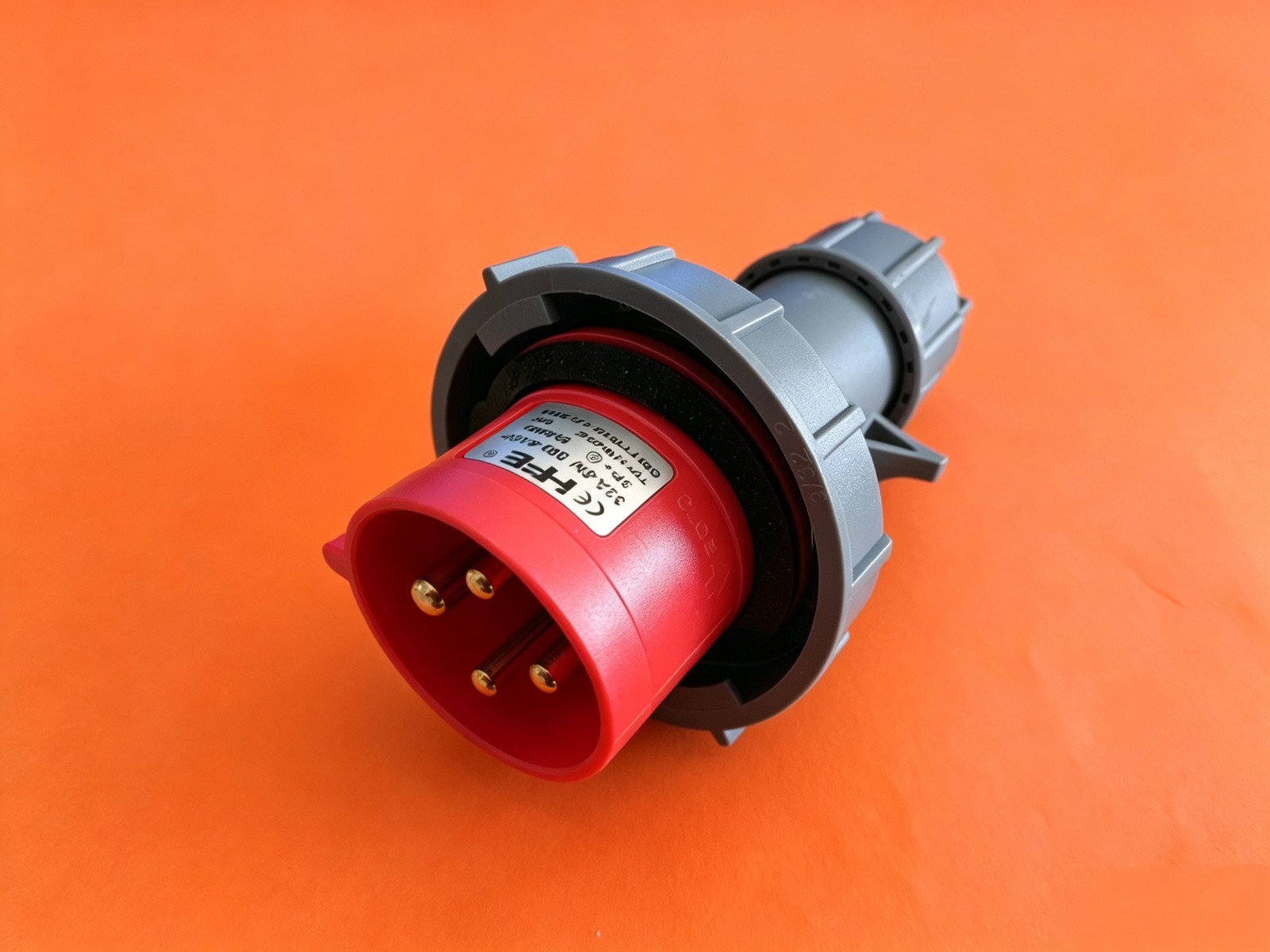 Pump power to main motor male connector 4 core 32A
